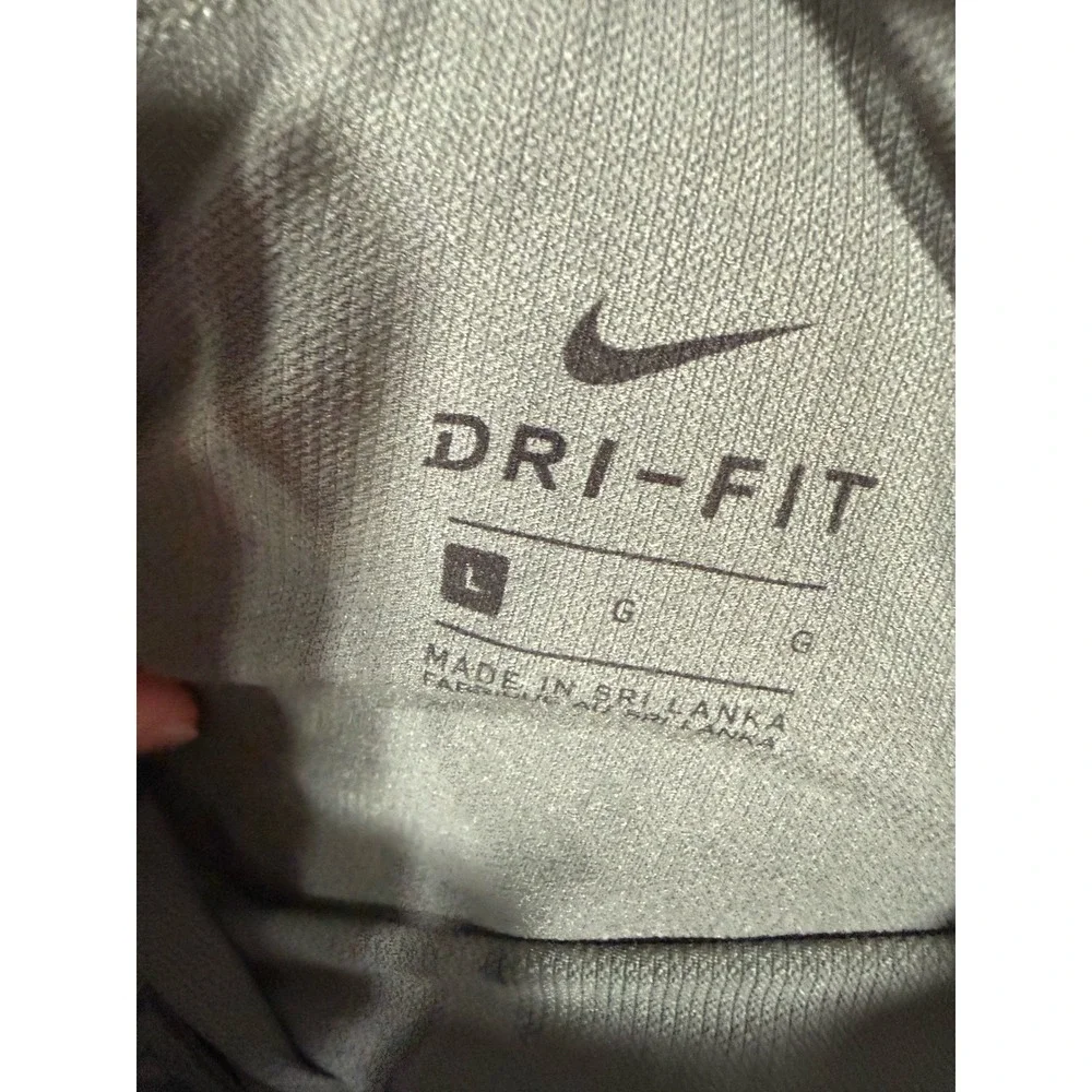 Nike Pro Dri-FIT Womens Sage Green Textured Mesh Panel Athletic Leggings Large